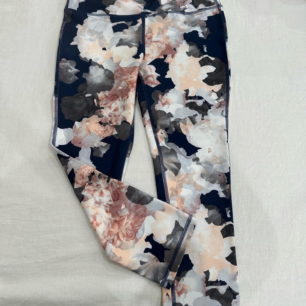 Marika Navy and Pink Floral Capris